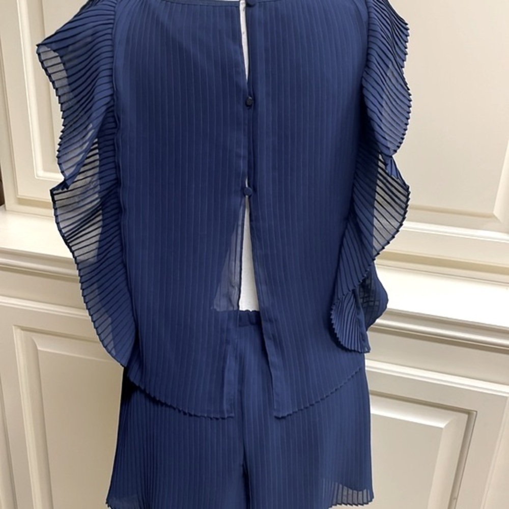 CLUB MONACO Jonet Romper Pleated Sheer Open Back In Rajasthan Navy Size 4 - Picture 6 of 12